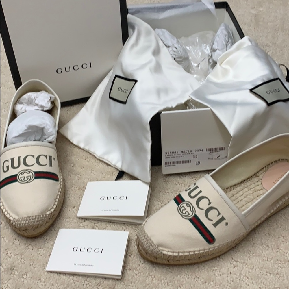 🎉HP🎉Gucci Pilar Gucci Print Espadrilles